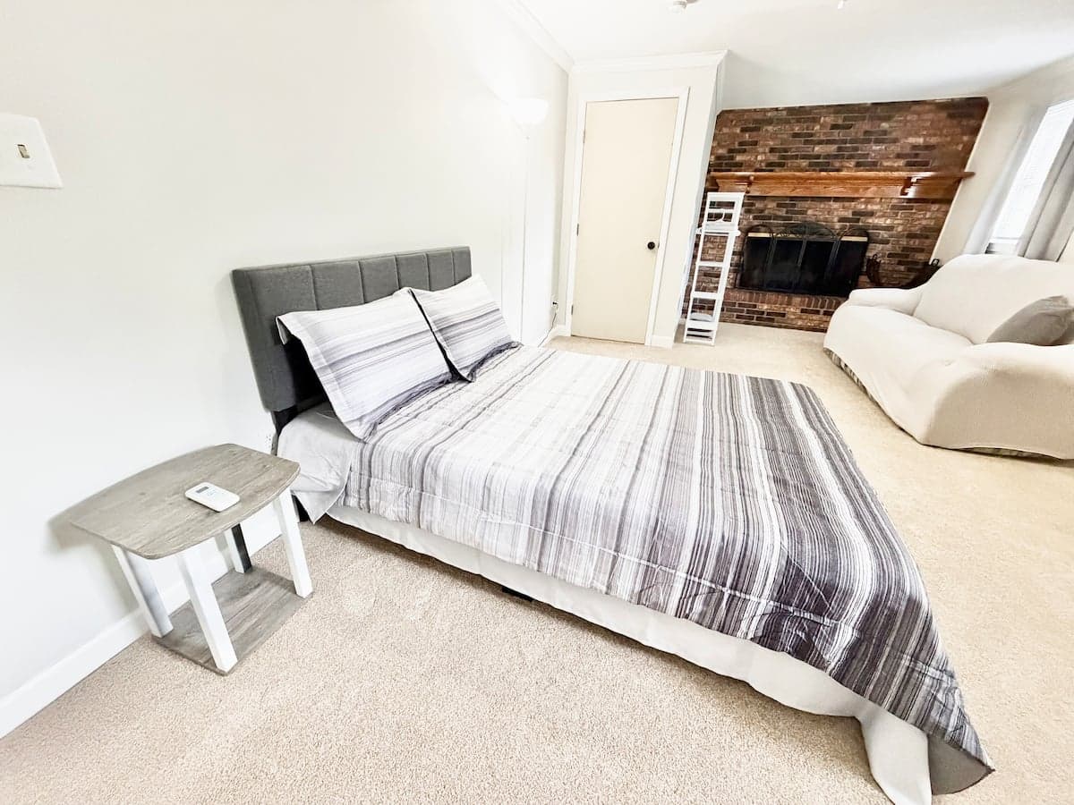 Private Room 273-5 in Spartanburg, SC